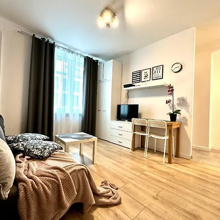 Place 2 Apartmán Varšava